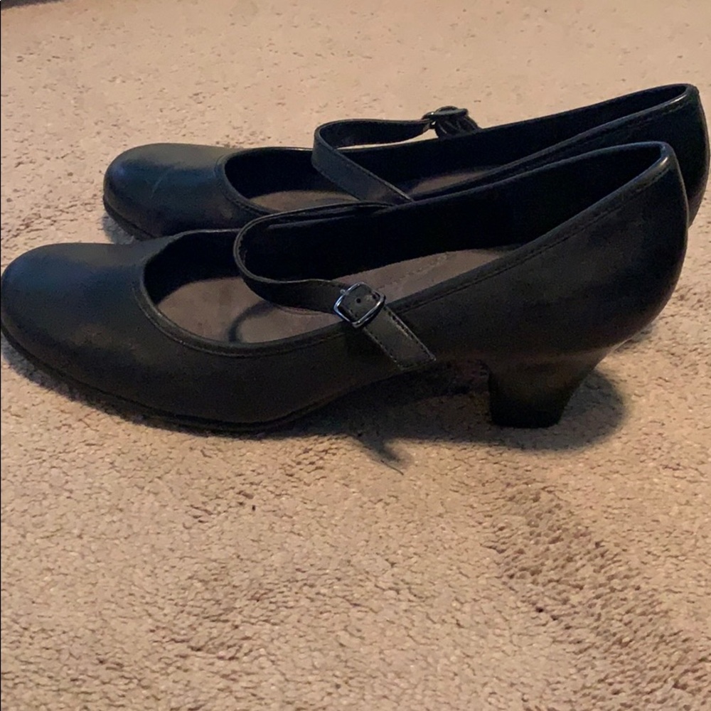 Aerosoles Suregrip Heels